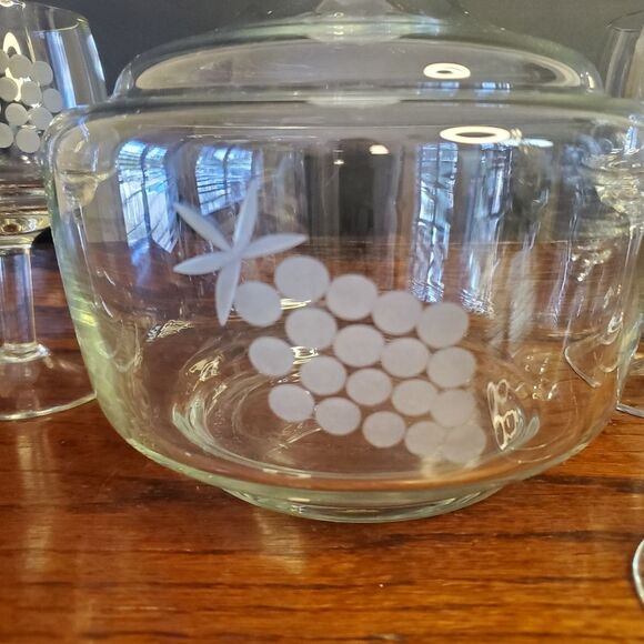 Mid Century Glass Decanter and 5 Cordial Glass Set Etched Grape Design - Picture 2 of 8